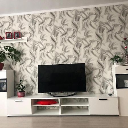Helena Apartments On Mira 61 Mogilyov Dış mekan fotoğraf